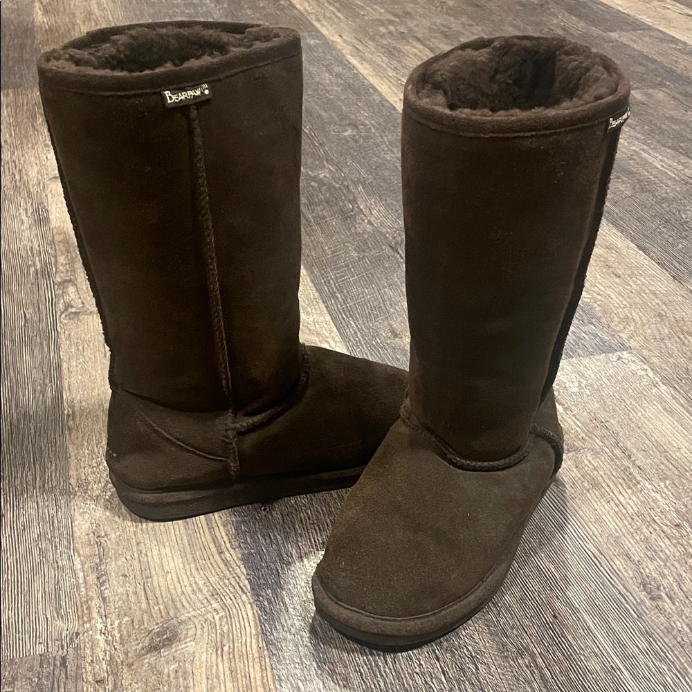 BearPaw Women’s Dark Brown Suede Boots